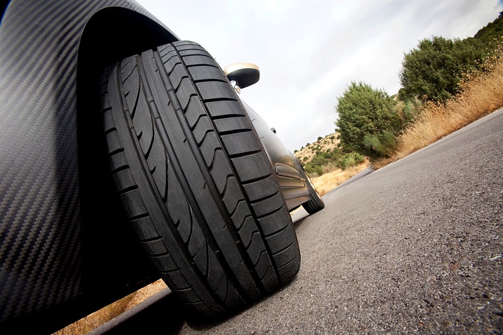 Troca de pneus: fique atento aos indícios que as peças dão.